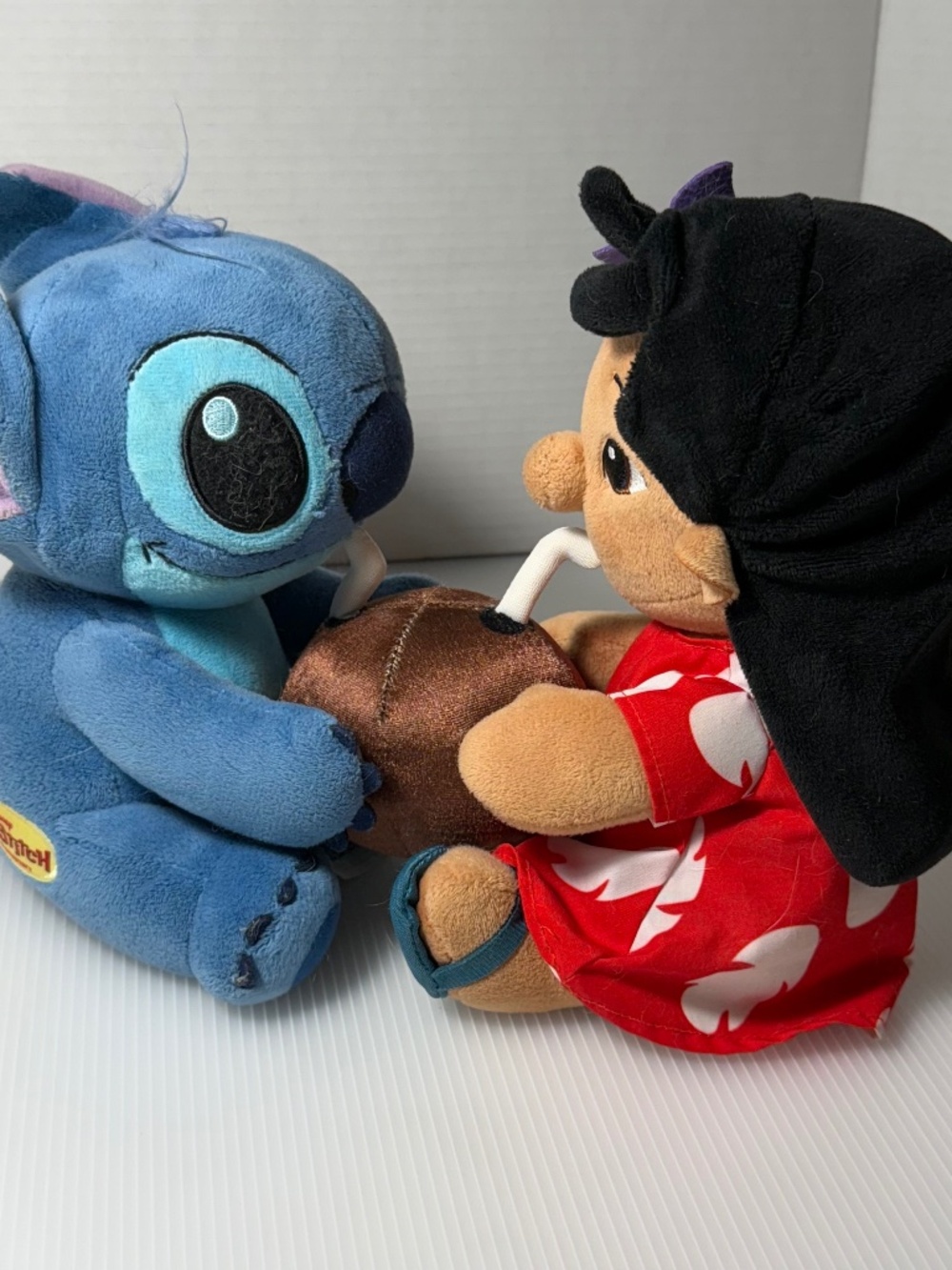Disneys Lilo And Stitch 20th Anniversary Plush Holding Coconut Limited Release
